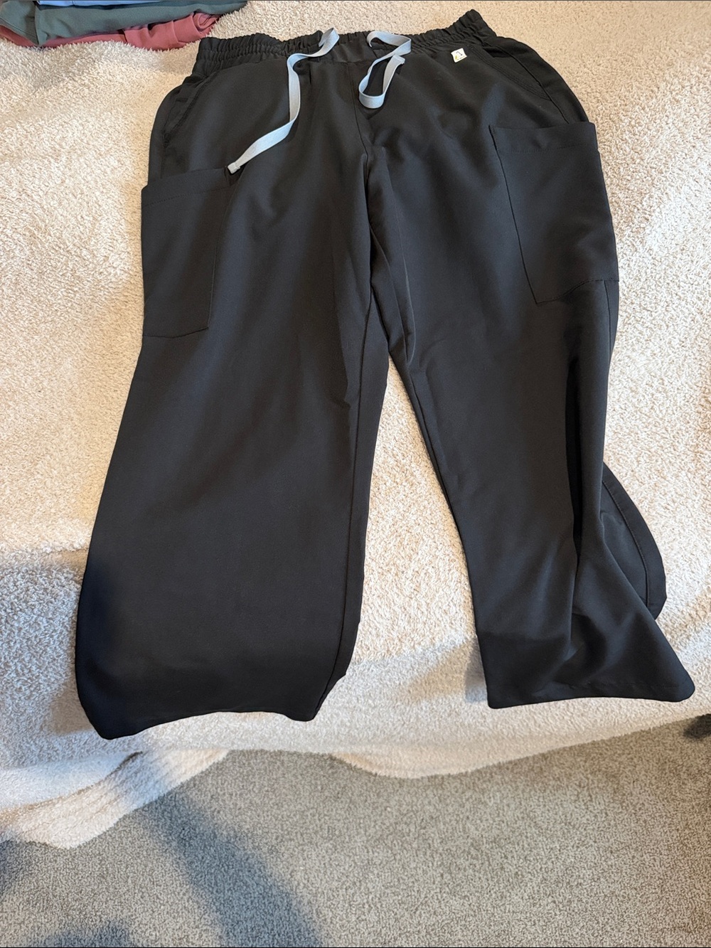 Woman’s Resurge wide leg scrub pant